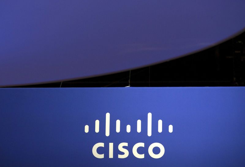 Cisco Executives Sell Shares Amid Strong Performance and