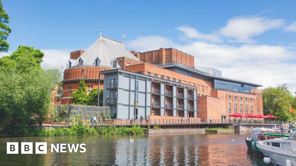 Royal Shakespeare Company to consider AI for theatre