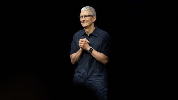 Fake AI-Generated Video of Apple CEO Tim Cook Promoting