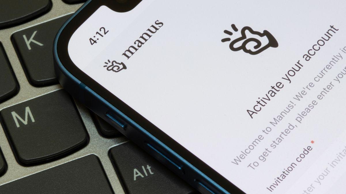 Manus: China's New AI Chatbot Offers Free Credits and Deep