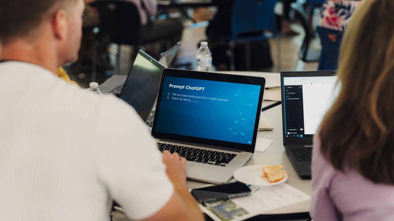 AI in Education: Teachers Embrace Technology While Limiting