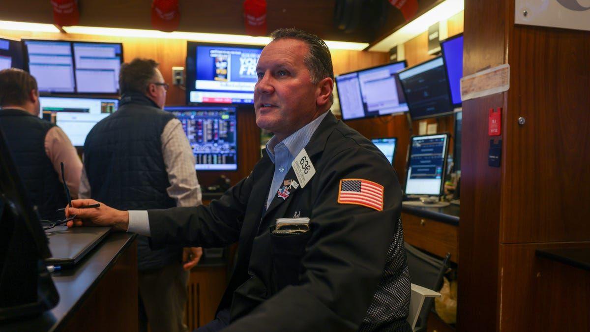 Tech Giants and Economic Indicators: A Crucial Week for