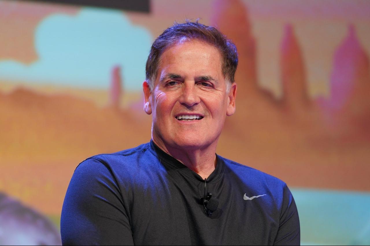 Mark Cuban Challenges AI Job Displacement Fears, Predicts