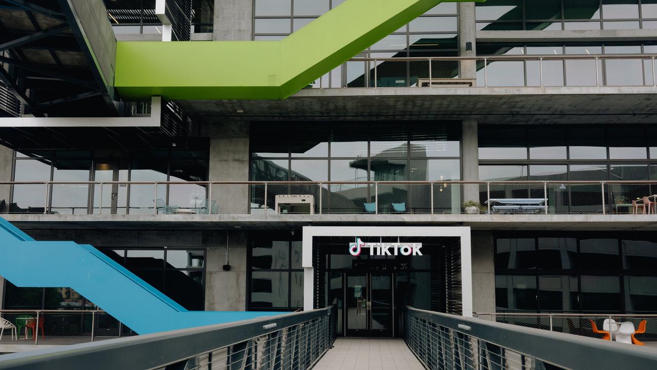 TikTok Bans #SkinnyTok Amid European Regulatory Pressure,