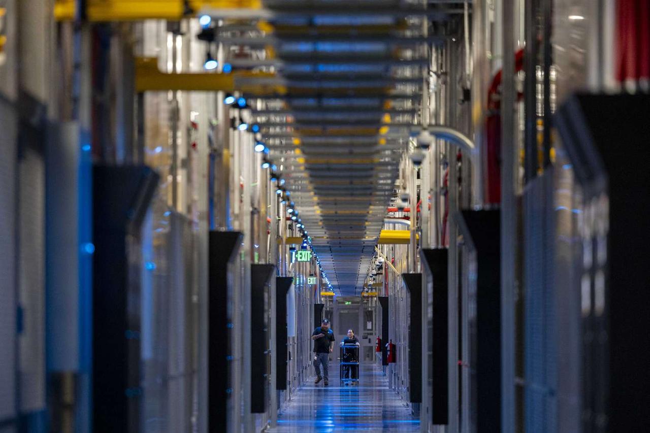 AI's Energy Appetite: Big Tech Turns to Nuclear and