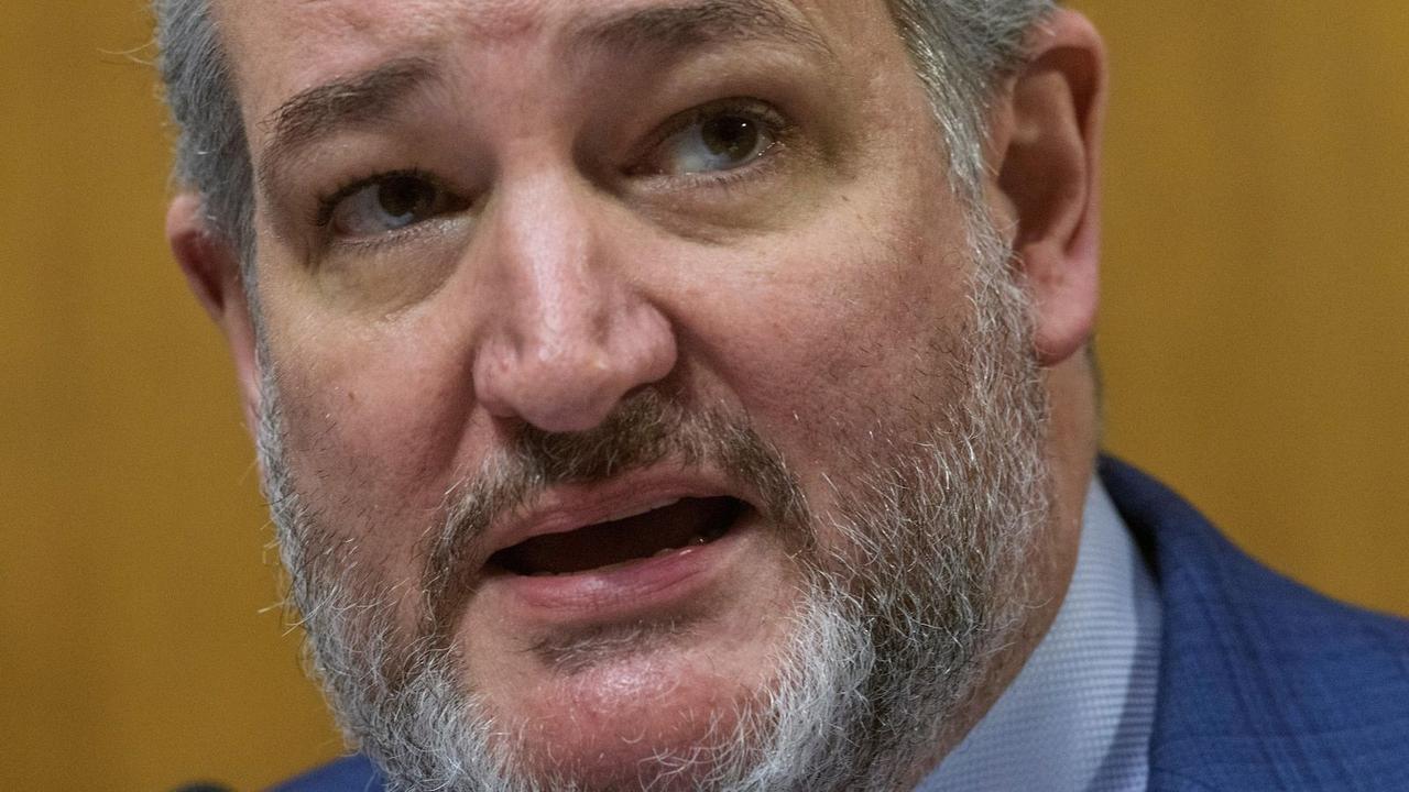 Senate Republicans Revise AI Regulation Ban in