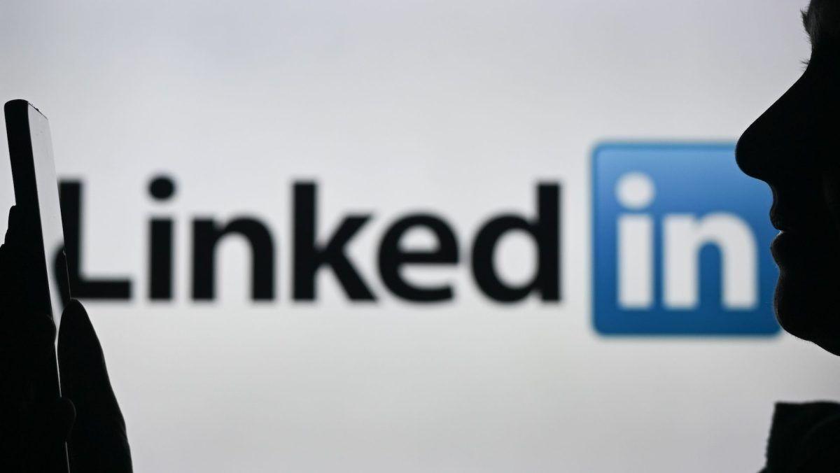 LinkedIn's AI Writing Assistant Faces Unexpected Challenges