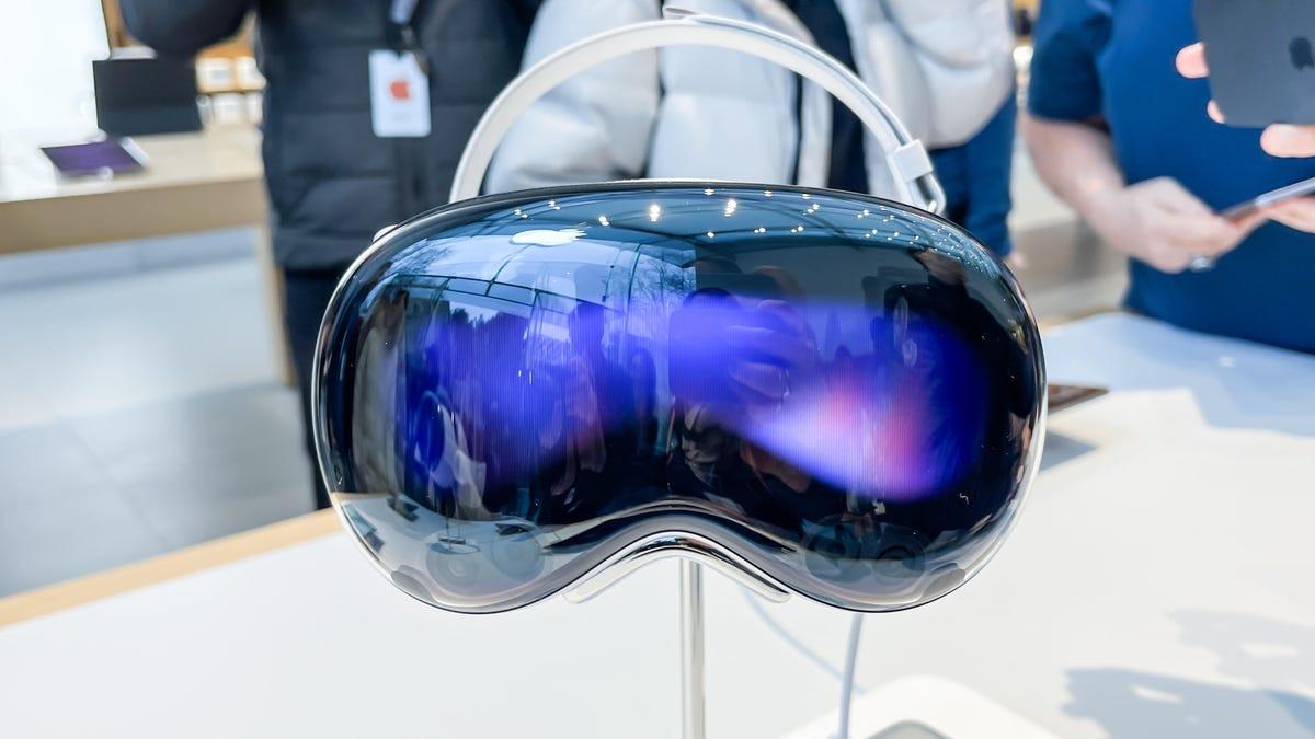 Apple's Ambitious Roadmap for AR/VR Devices: Vision Pro