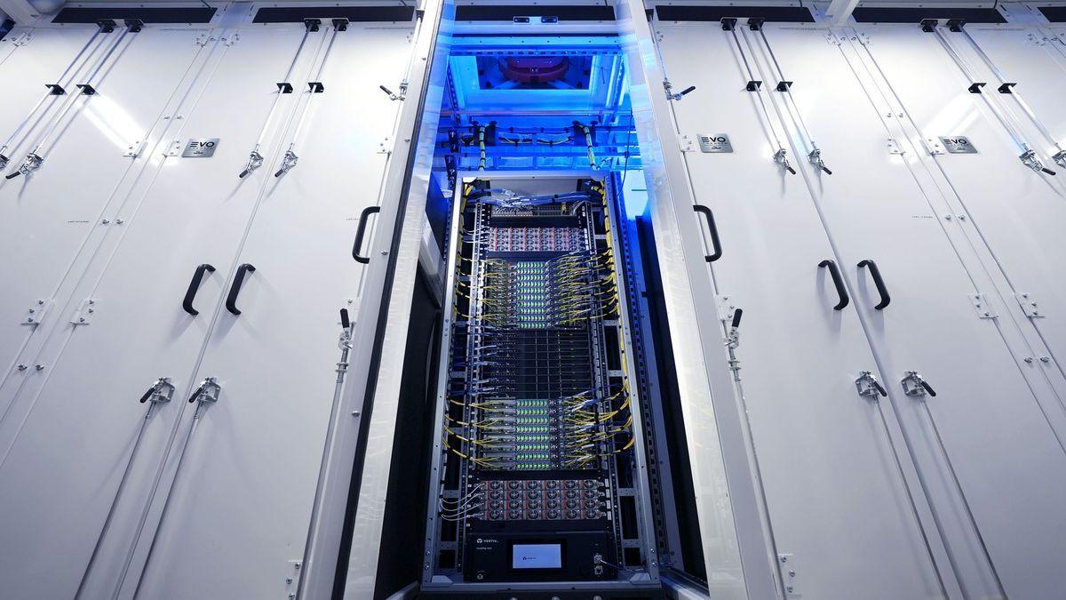 CoreWeave Deploys First Nvidia Blackwell Ultra AI