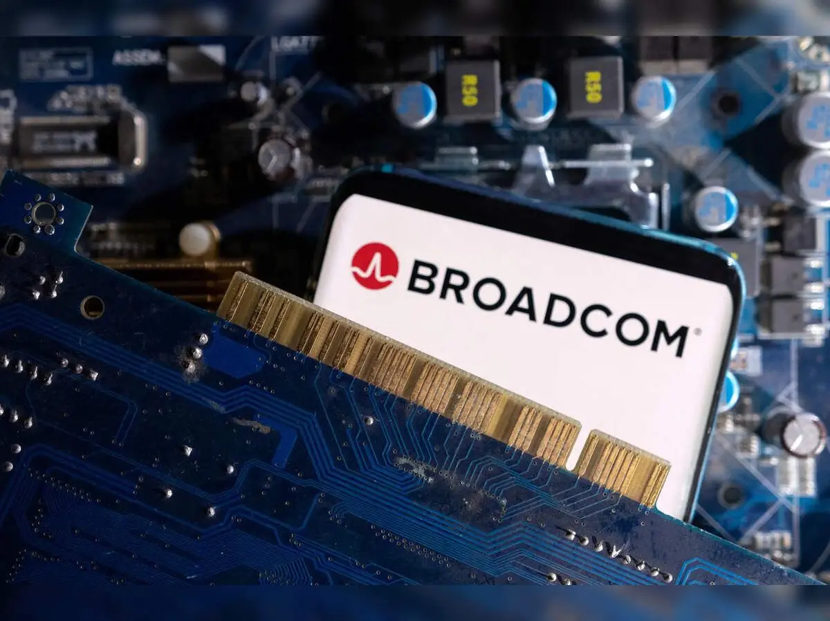 Broadcom Unveils Tomahawk Ultra: A New Networking Chip to