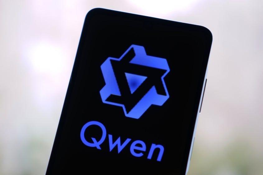 Alibaba Leads Chinese AI Race with Qwen3 Model and