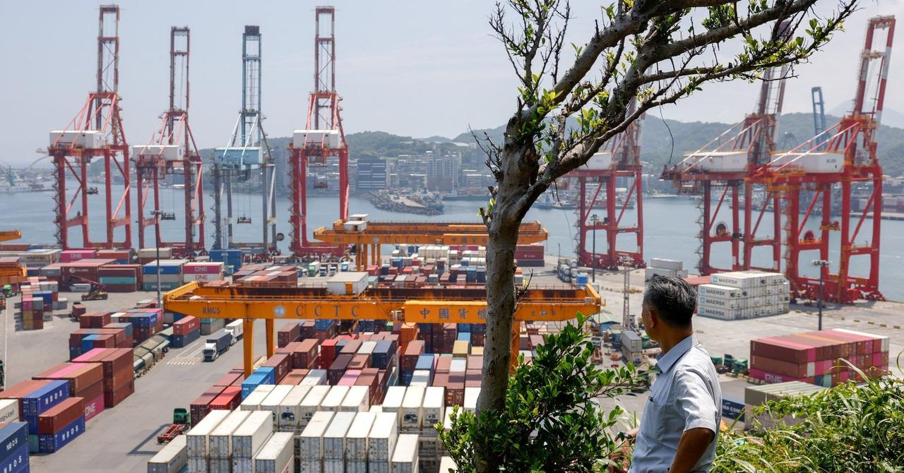 Taiwan's July Exports Surge 42% on Strong AI and Tech