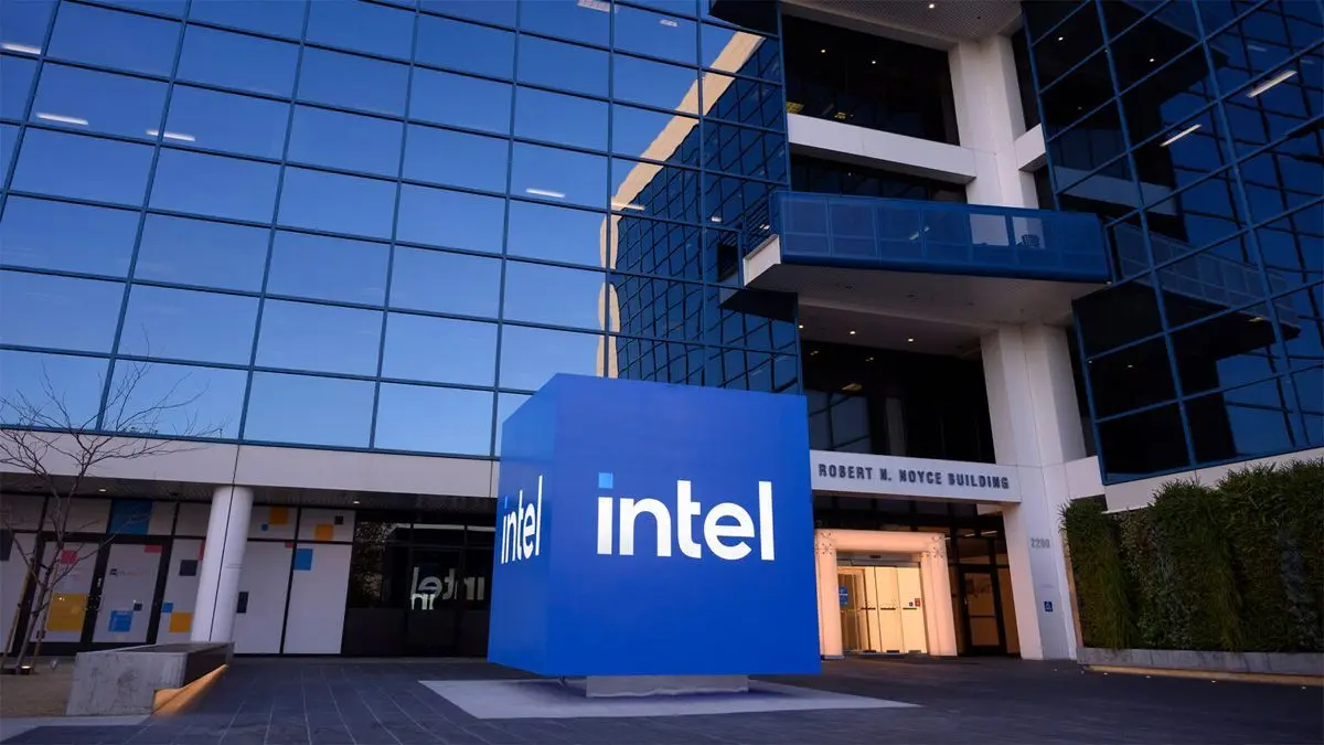 Trump Administration Considers Taking Equity Stake in Intel