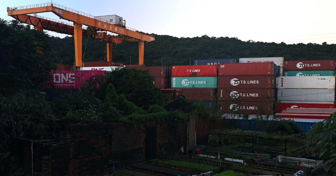 Taiwan's Export Orders Rise for 6th Month, Driven by AI