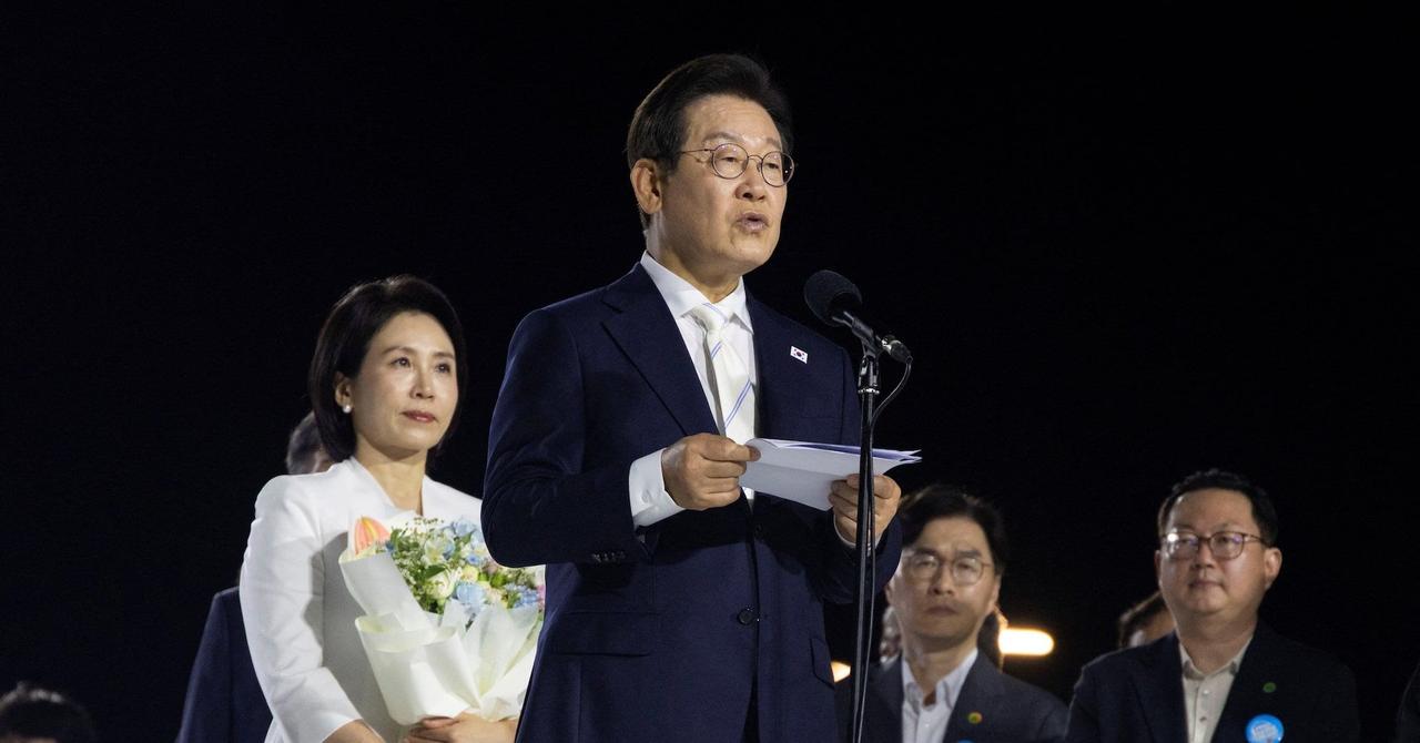 South Korea Plans Record $25 Billion Government Spending on