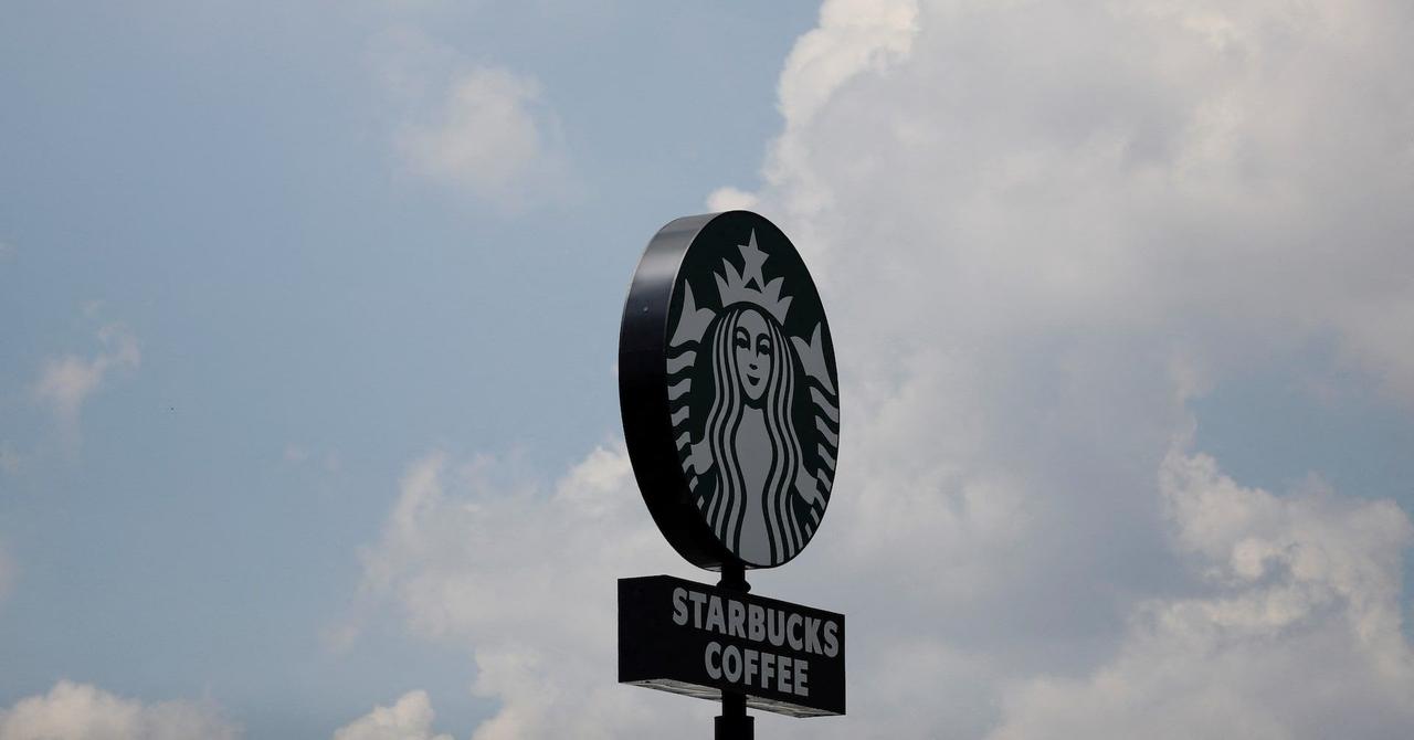 Starbucks Revolutionizes Inventory Management with AI