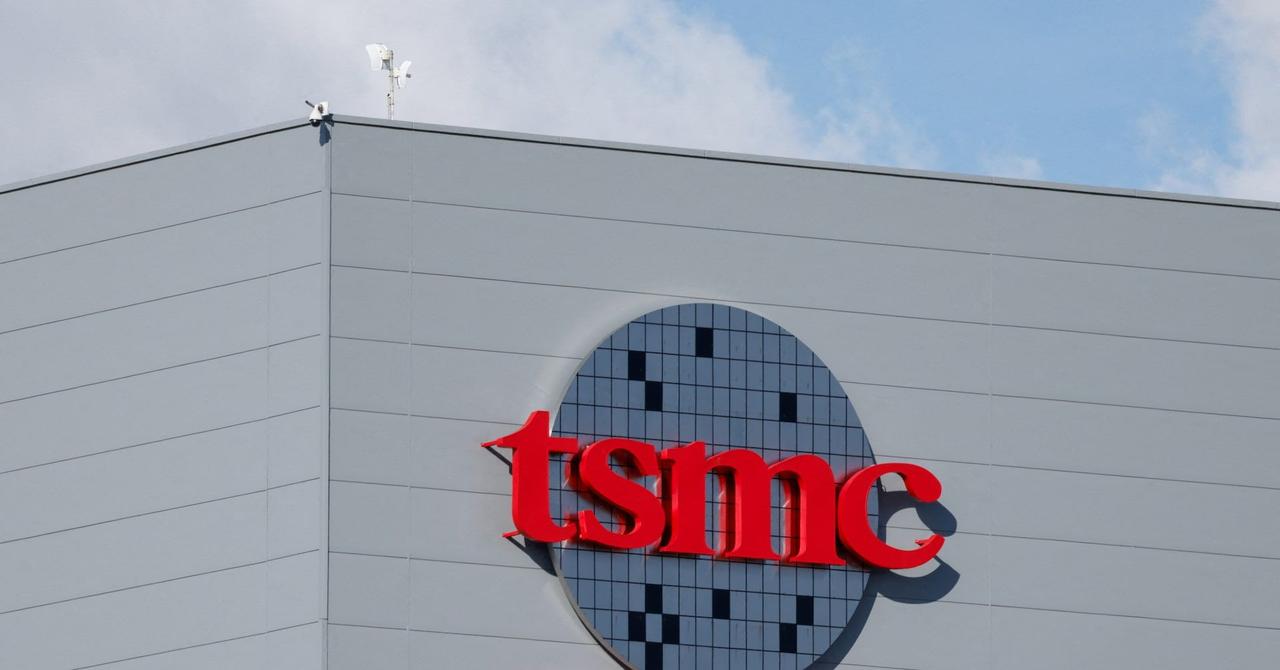 TSMC's Q3 Revenue Soars Amid AI Boom, Fueling Record Growth