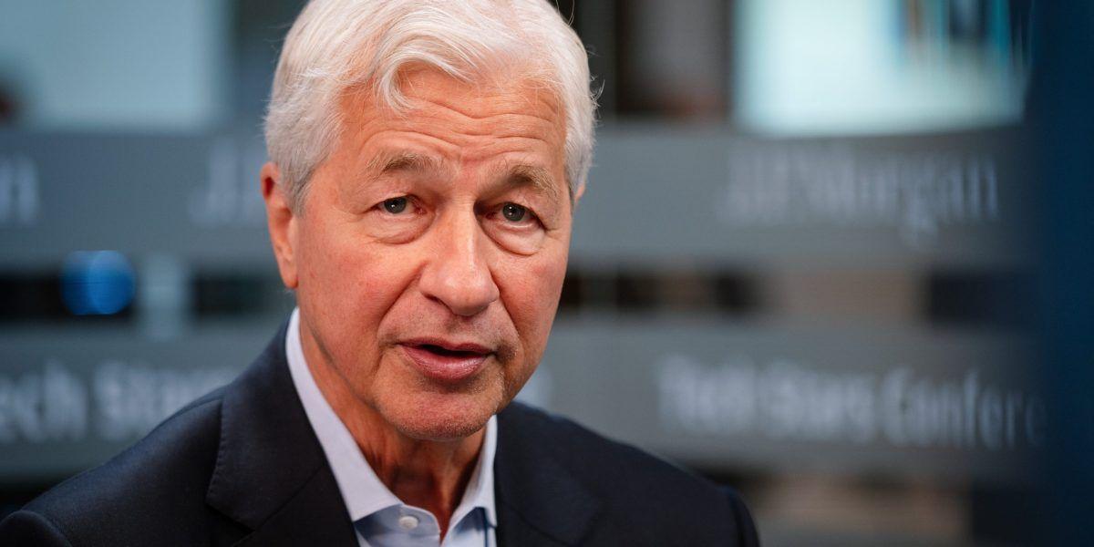 Jamie Dimon's Reality Check on AI: Bubble Concerns, Job