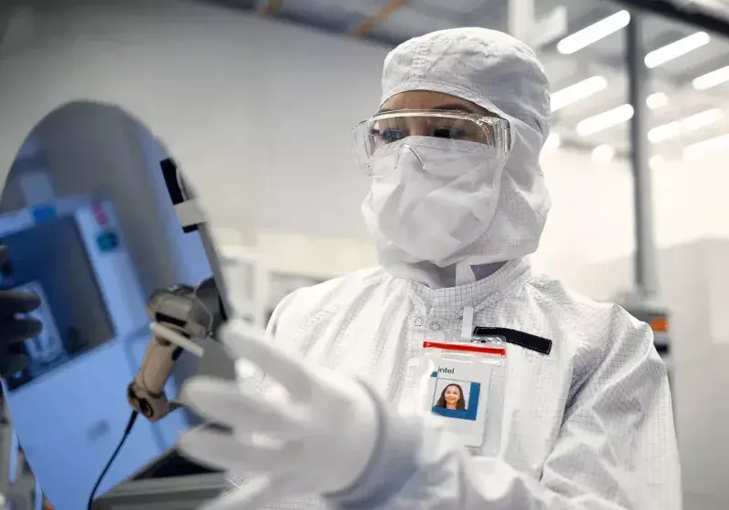 Microsoft Taps Intel's 18A Process for Next-Gen AI