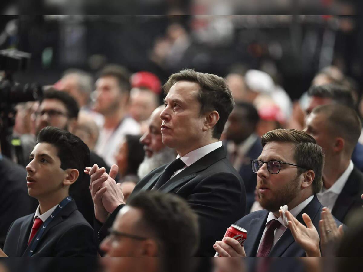 Apollo Global Management nears $3.4 billion loan to fund AI