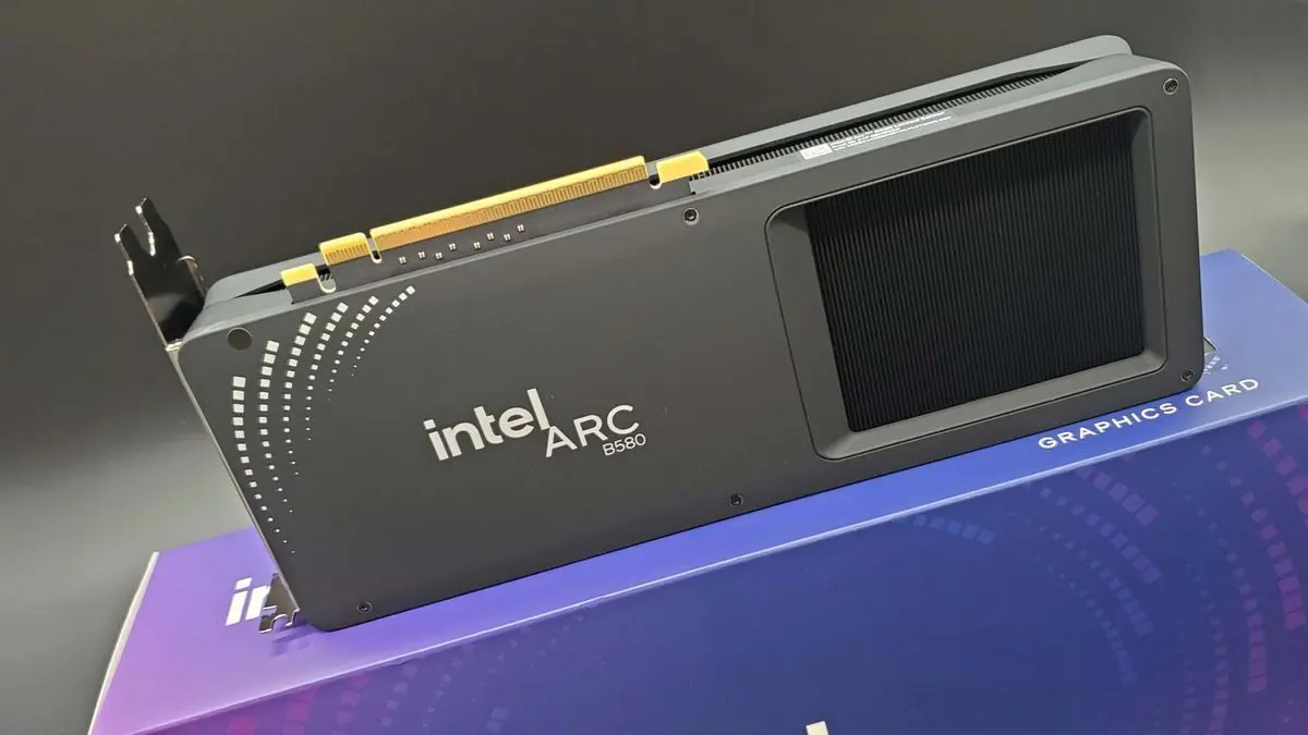 Intel commits to annual GPU releases with Xe graphics