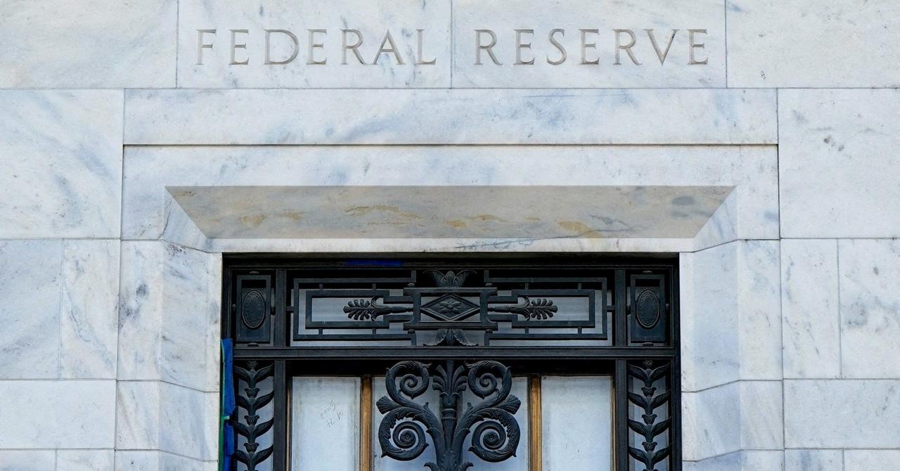 Federal Reserve struggles to predict AI's impact on jobs