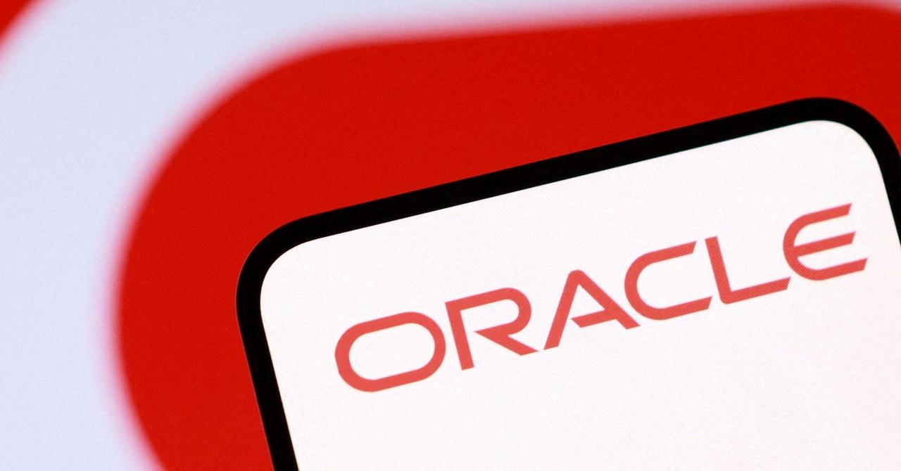 Oracle plans thousands of job cuts as AI data center
