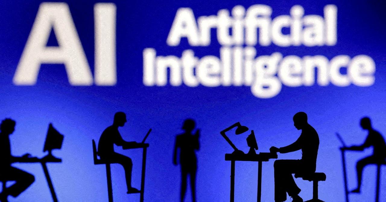 New York moves to ban AI chatbots from posing as lawyers