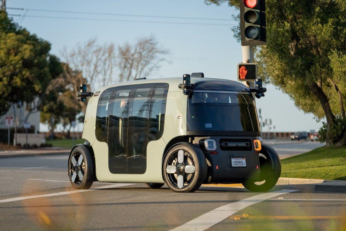 Zoox plans to deploy robotaxis on Uber app in Las Vegas,