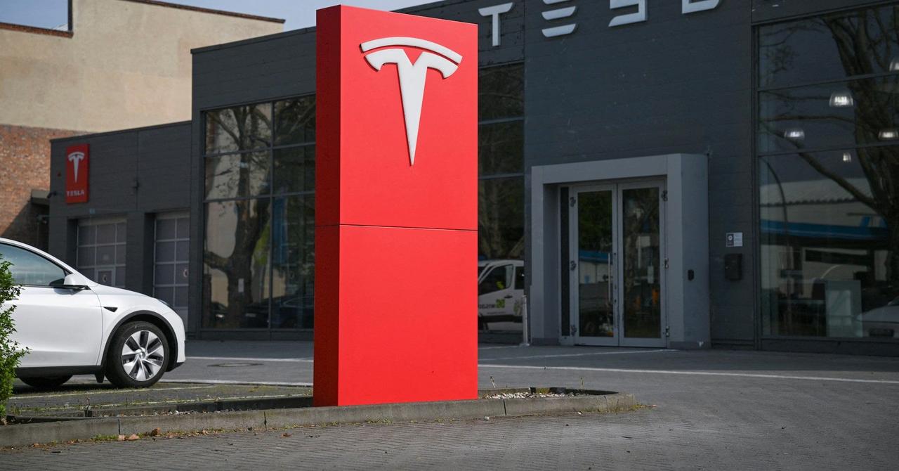 Tesla targets December tape out for AI6 chips as Samsung