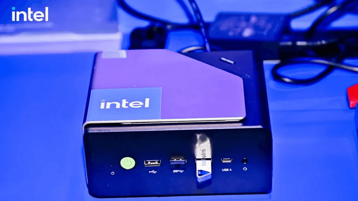 GMKtec EVO-T2 mini PC delivers 180 TOPS for local AI