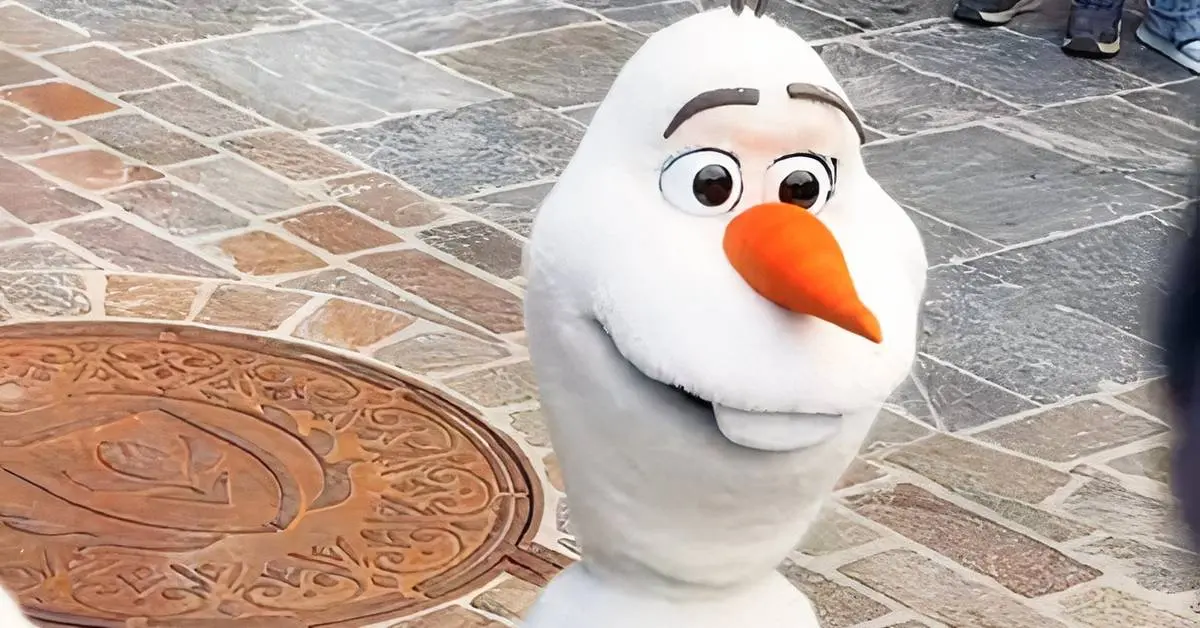 Disney's AI Olaf animatronic falls flat at Disneyland Paris