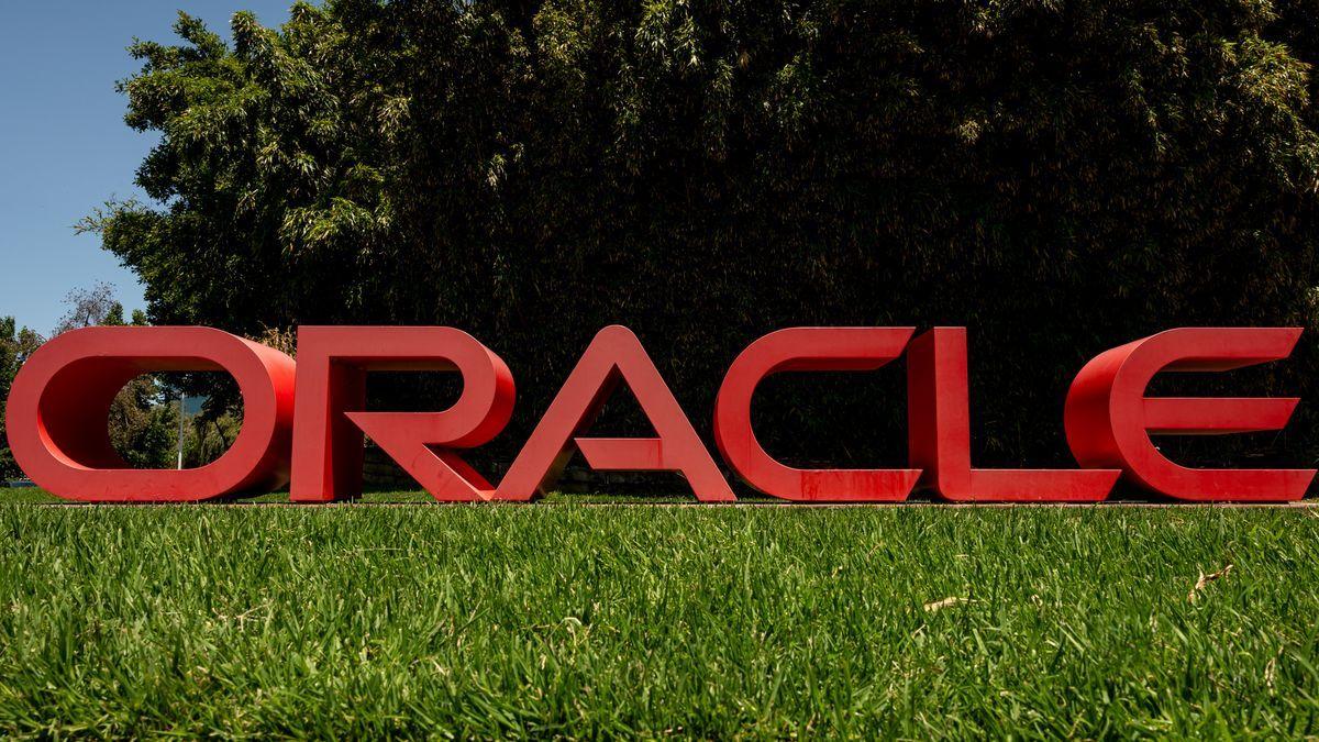 Oracle cuts thousands of jobs to fund AI data centers as