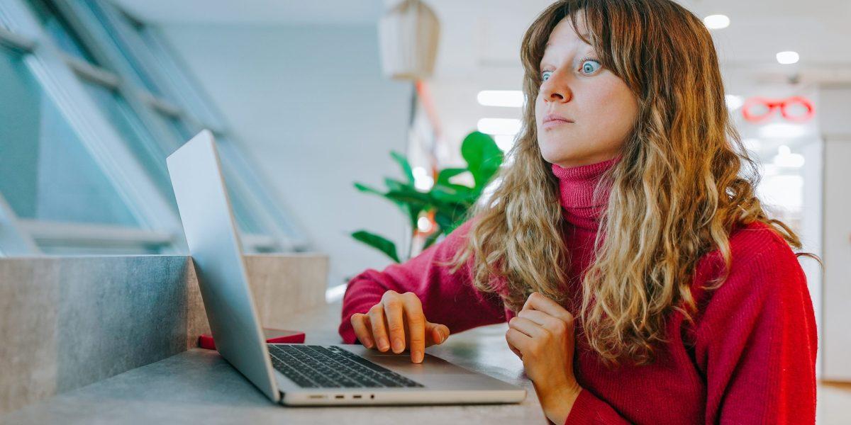 Researchers propose new framework to protect users when AI