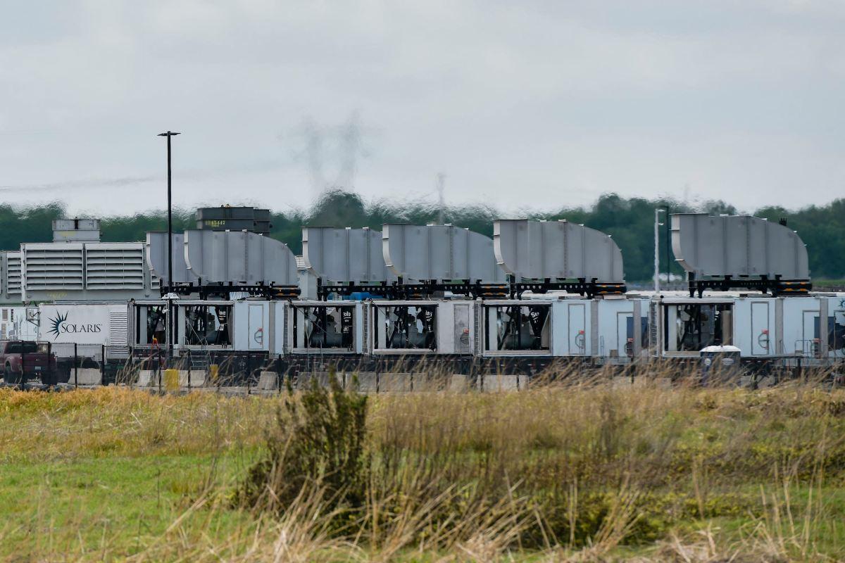 Elon Musk's xAI commits $2.8B for gas turbines despite