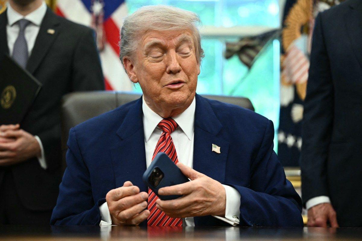 Trump Administration Eyes Equity Stake in OpenAI as Public