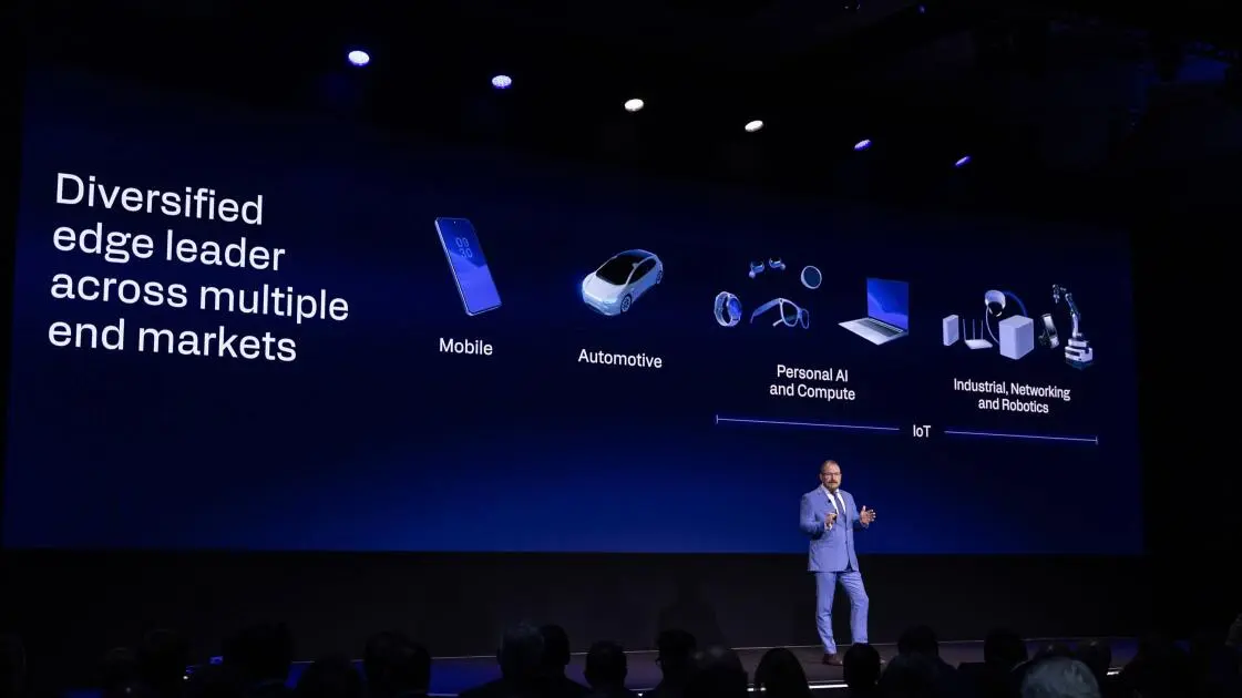 Qualcomm enters data center market with Dragonfly chips, eyes smartphone integration