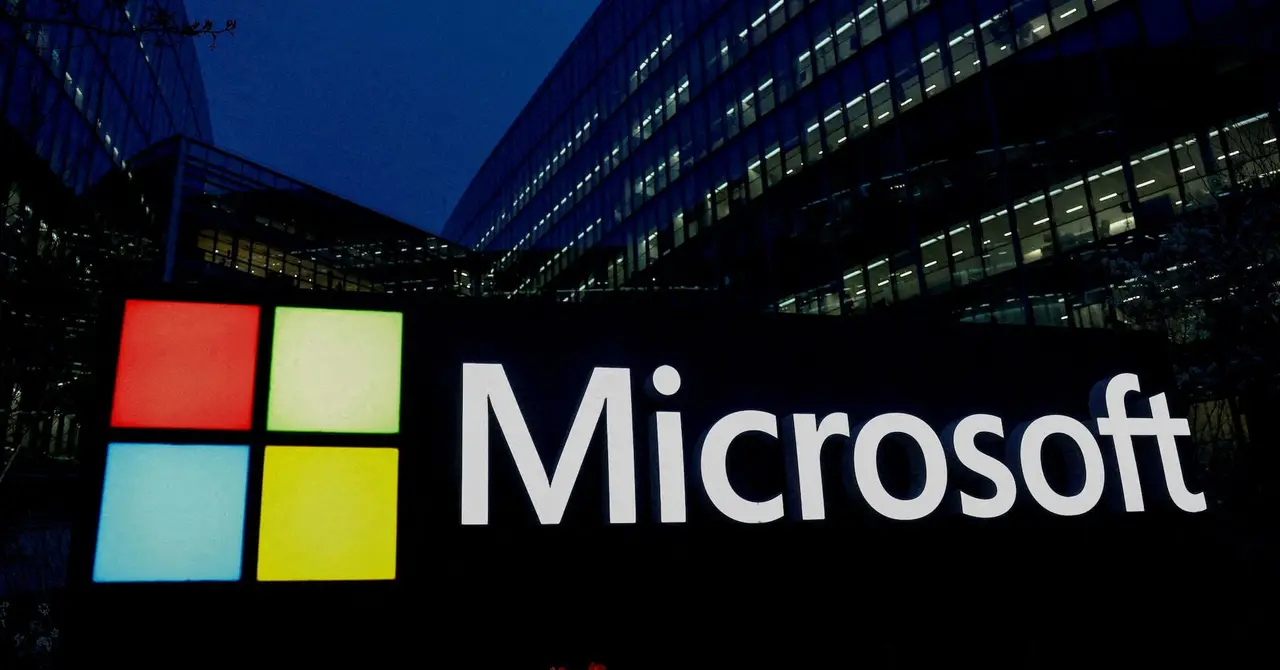 Lightstorm and Microsoft build 3,600-km I-2SEA undersea cable to connect India's AI hubs with Singapore