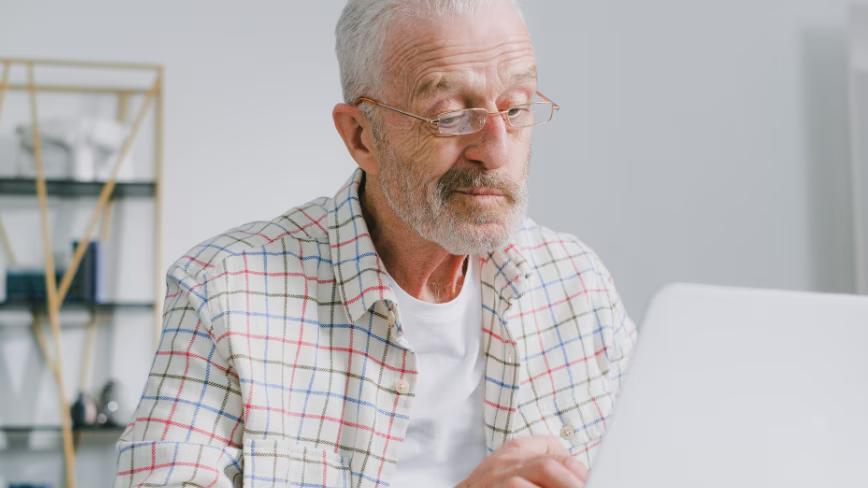 AI job displacement accelerates for older workers as