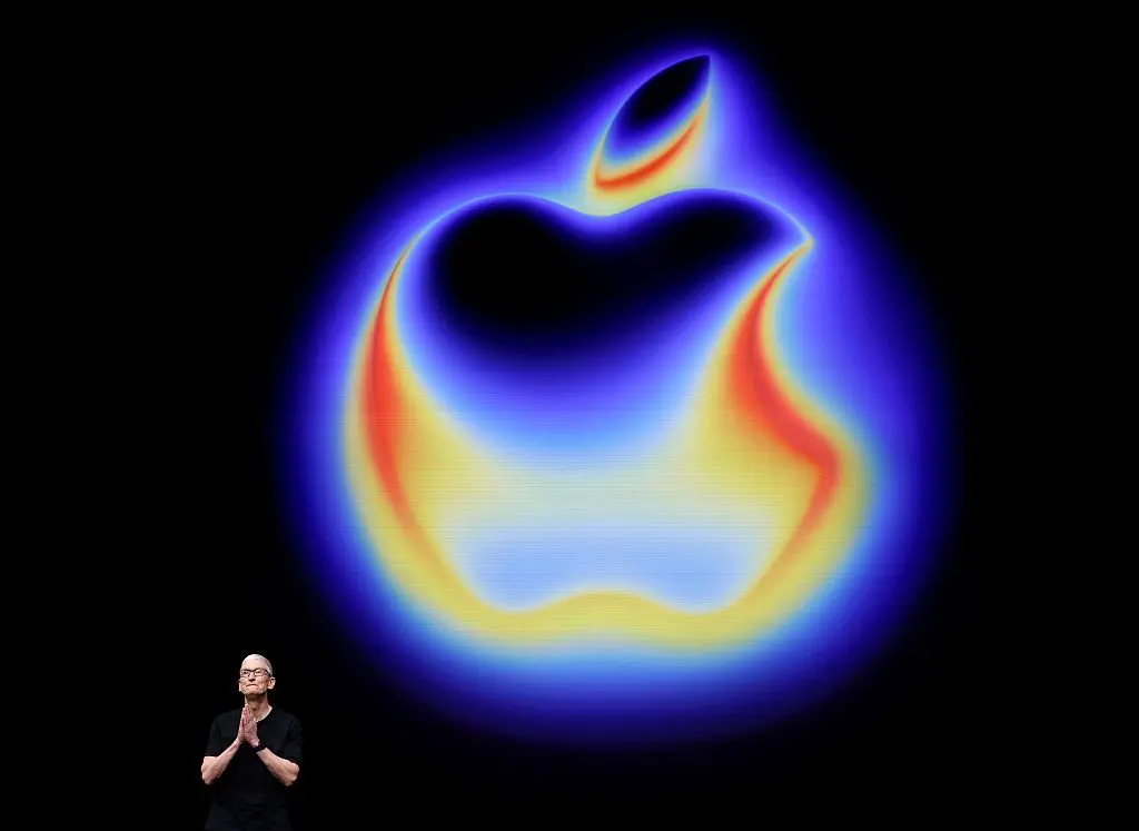 Apple delays smart glasses to WWDC 2027 as it grapples with