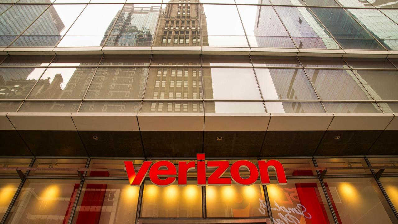 Verizon secures $1 billion Google deal to power AI