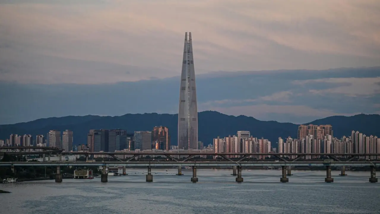 AI cameras achieve 99% rescue rate on Seoul bridges as South Korea battles suicide crisis