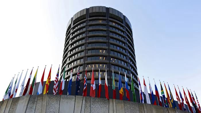 AI boom blurs economic signals, raising risks of monetary policy mistakes, warns BIS