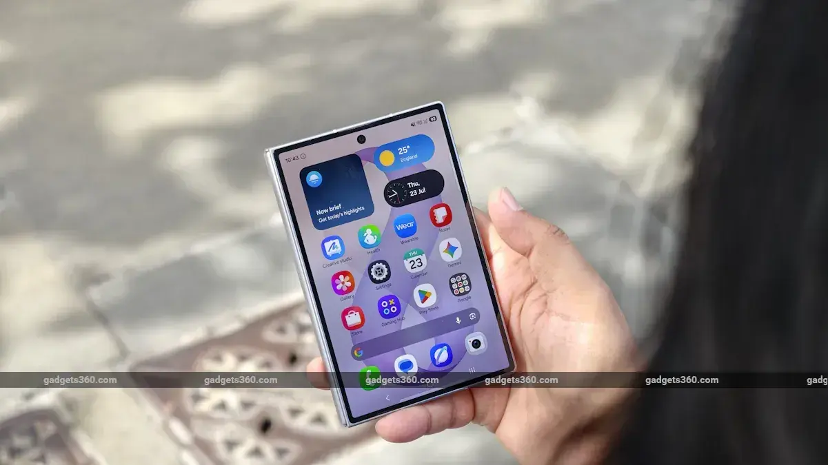Samsung reveals Galaxy AI's shift to agentic models with hybrid approach, hints at paid features