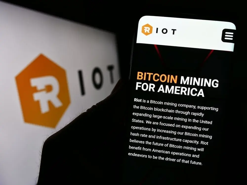 Riot Platforms Lands $9.1 Billion AI Data Center Deal,