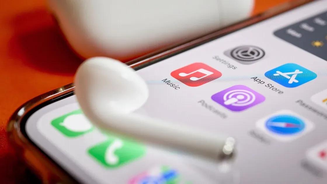 Apple Music Introduces Mandatory AI Labels for Songs Created Using Generative AI