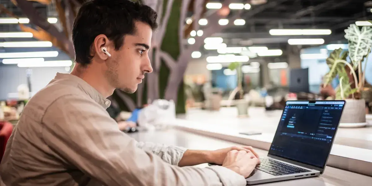 Forward-Deployed Engineer Jobs Explode 1000% as Companies Rush to Deploy AI in Real Business Settings
