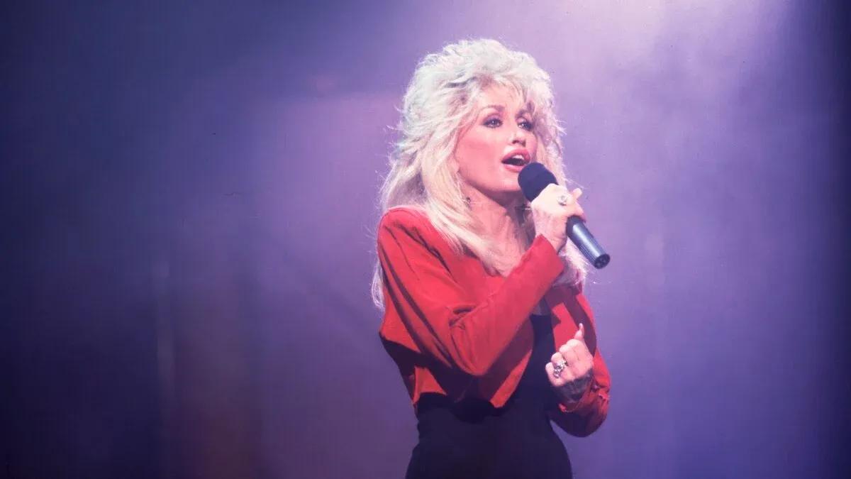 Dolly Parton's Sister Condemns 'Fake AI Garbage' Exploiting Legendary Singer's Death