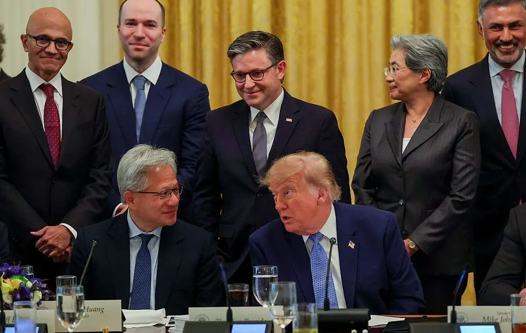 Trump Administration Backs AI Self-Regulation as Big Tech