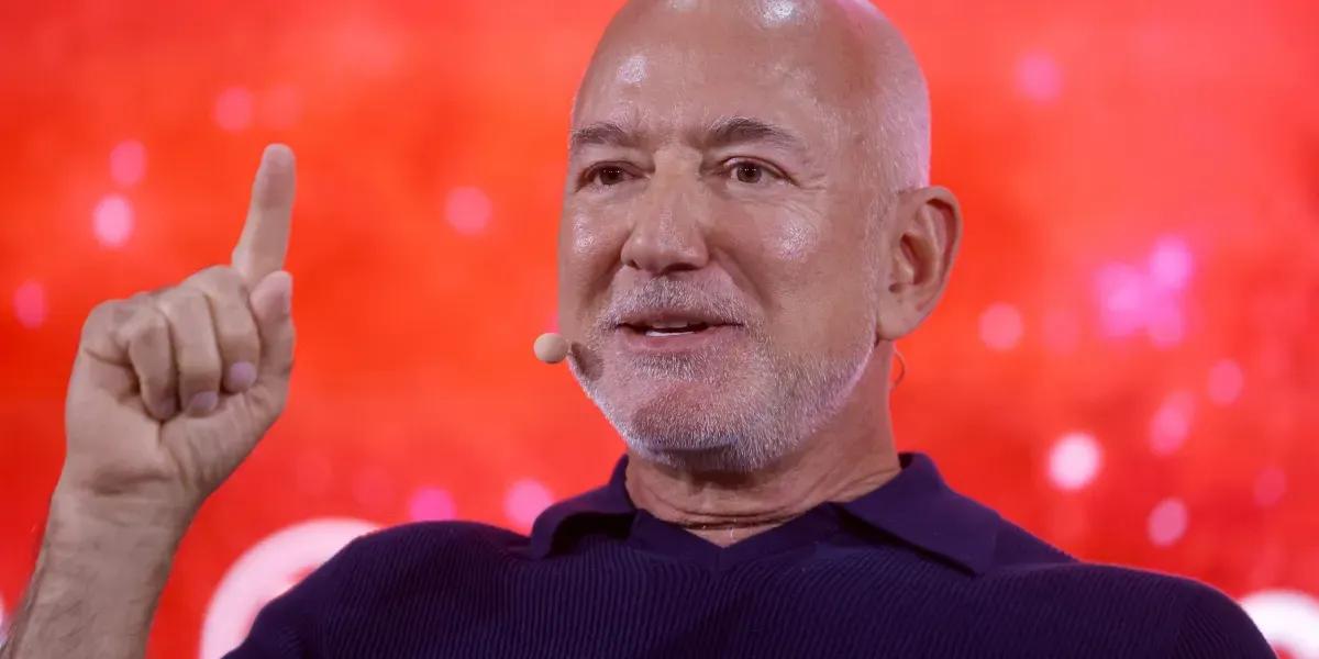 Jeff Bezos Predicts AI Will Enable 3-Day Workweeks and